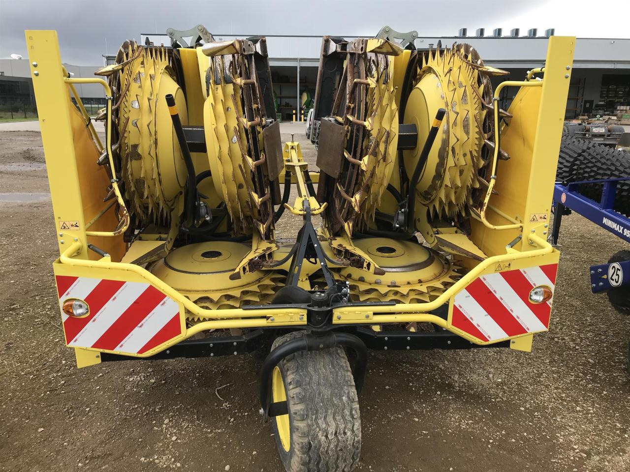 John Deere 9800i - 饲料收割机:图5 John Deere 9800i - 饲料收割机:图5