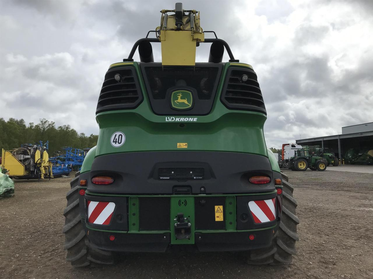 John Deere 9800i - 饲料收割机:图4 John Deere 9800i - 饲料收割机:图4