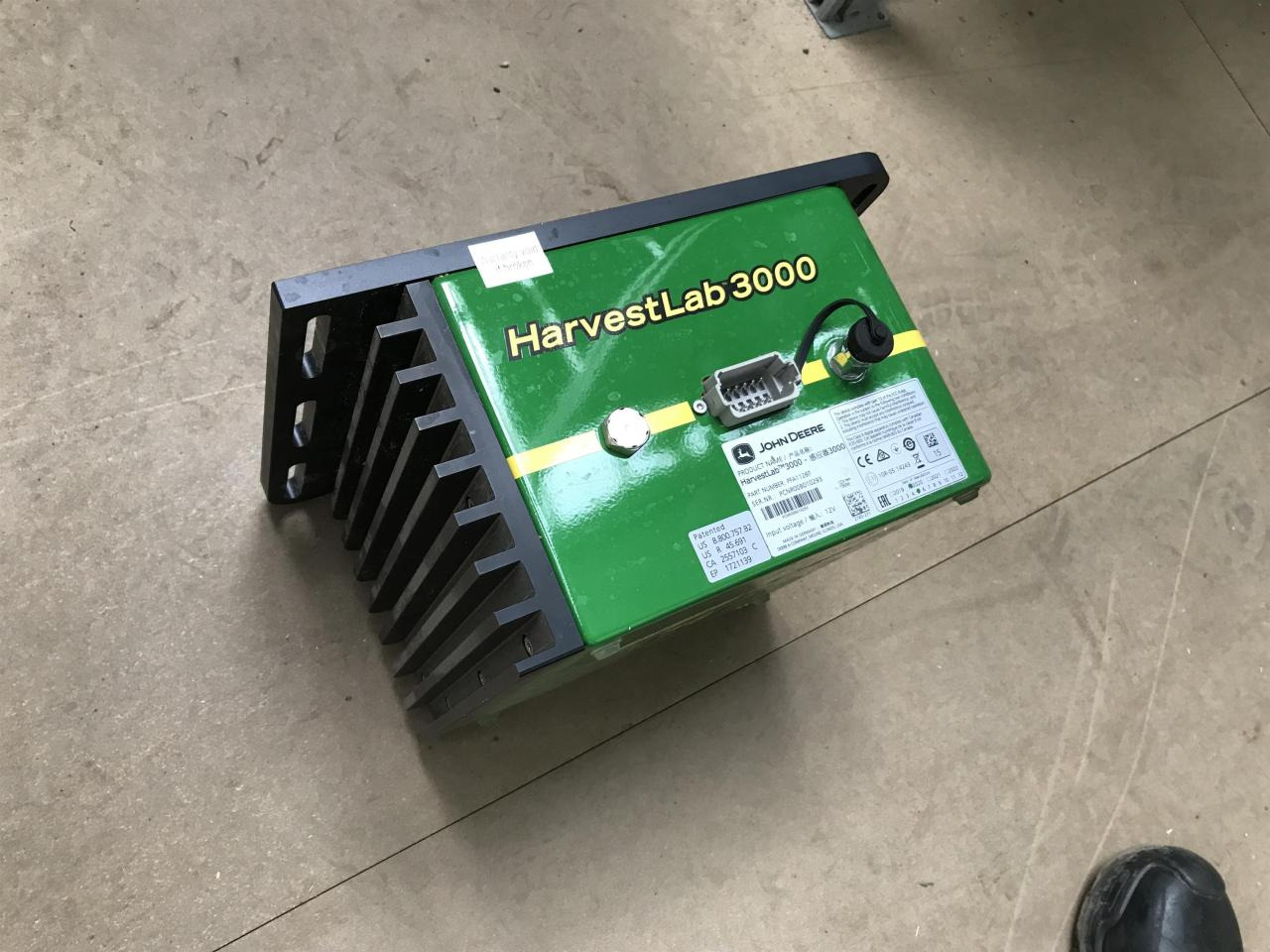 John Deere HarvestLab 3000 - 导航系统 适用于 农业机械:图2 John Deere HarvestLab 3000 - 导航系统 适用于 农业机械:图2