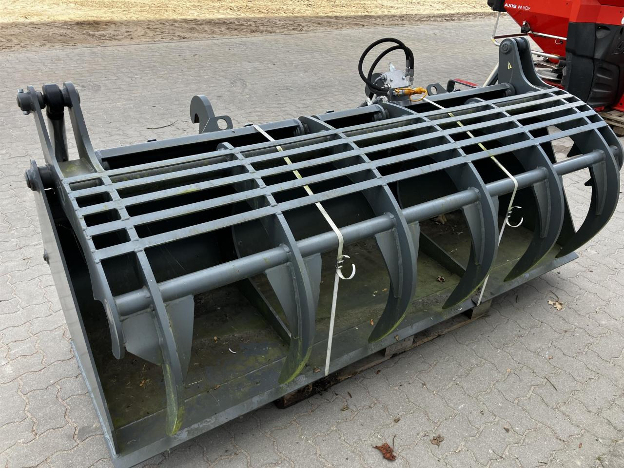 Kramer 2400 mm - 铲斗:图1 Kramer 2400 mm - 铲斗:图1