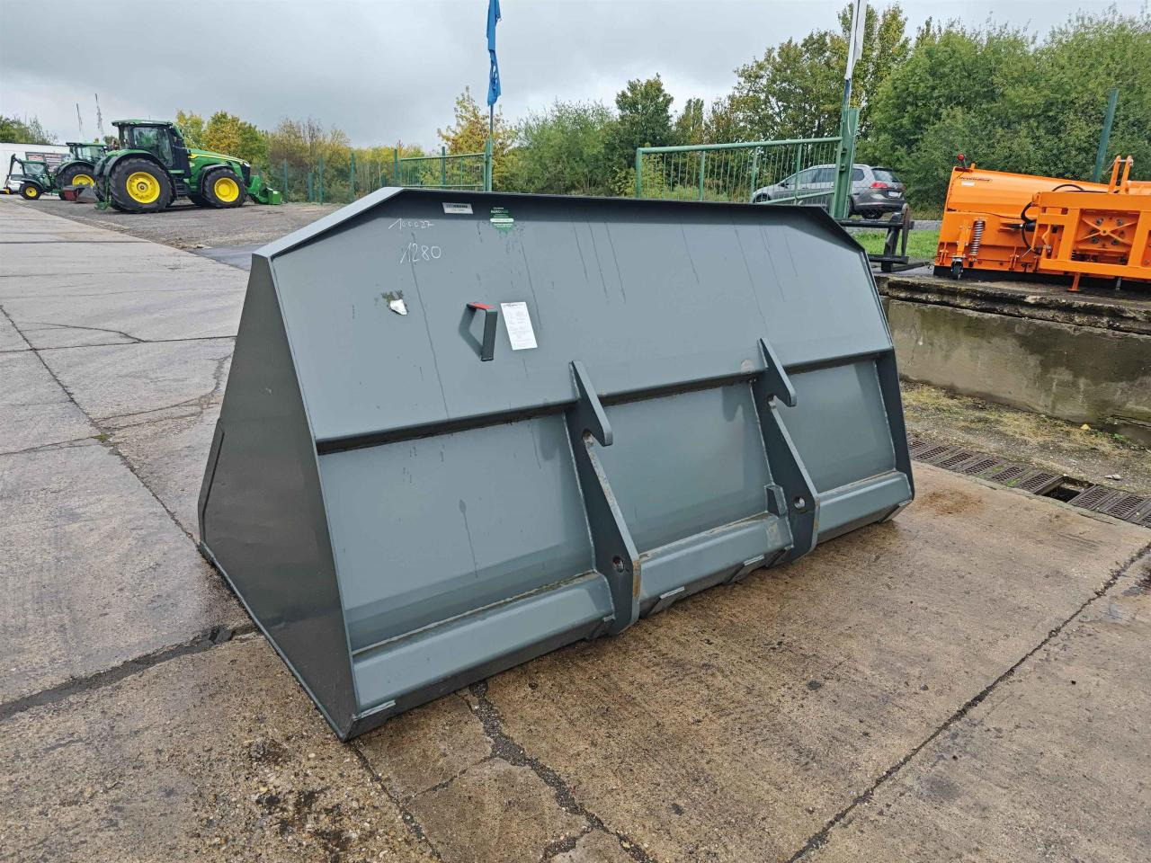 Kramer 2900 mm - 铲斗:图4 Kramer 2900 mm - 铲斗:图4