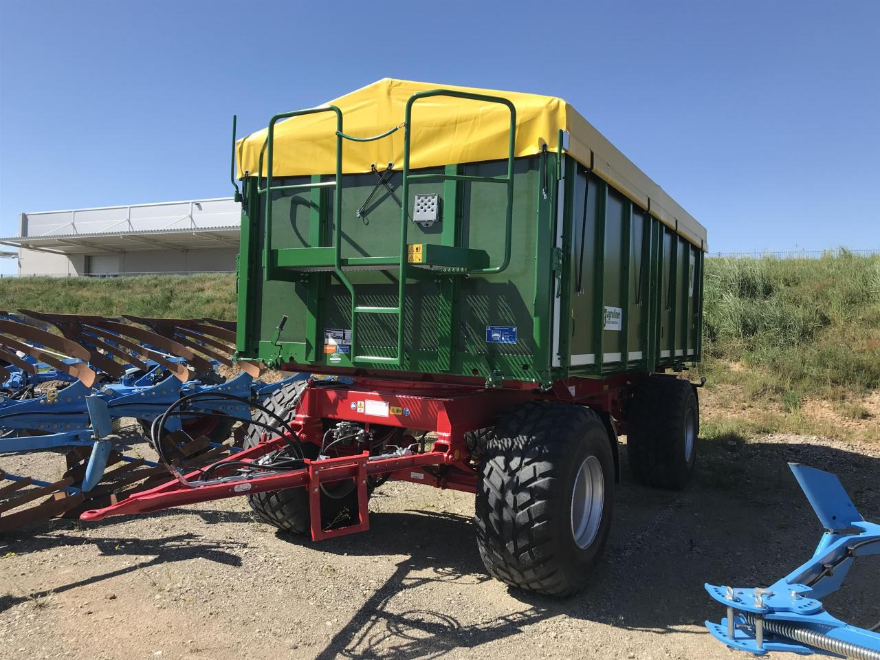 Kröger HKD 302 - 翻斗拖车:图5 Kröger HKD 302 - 翻斗拖车:图5