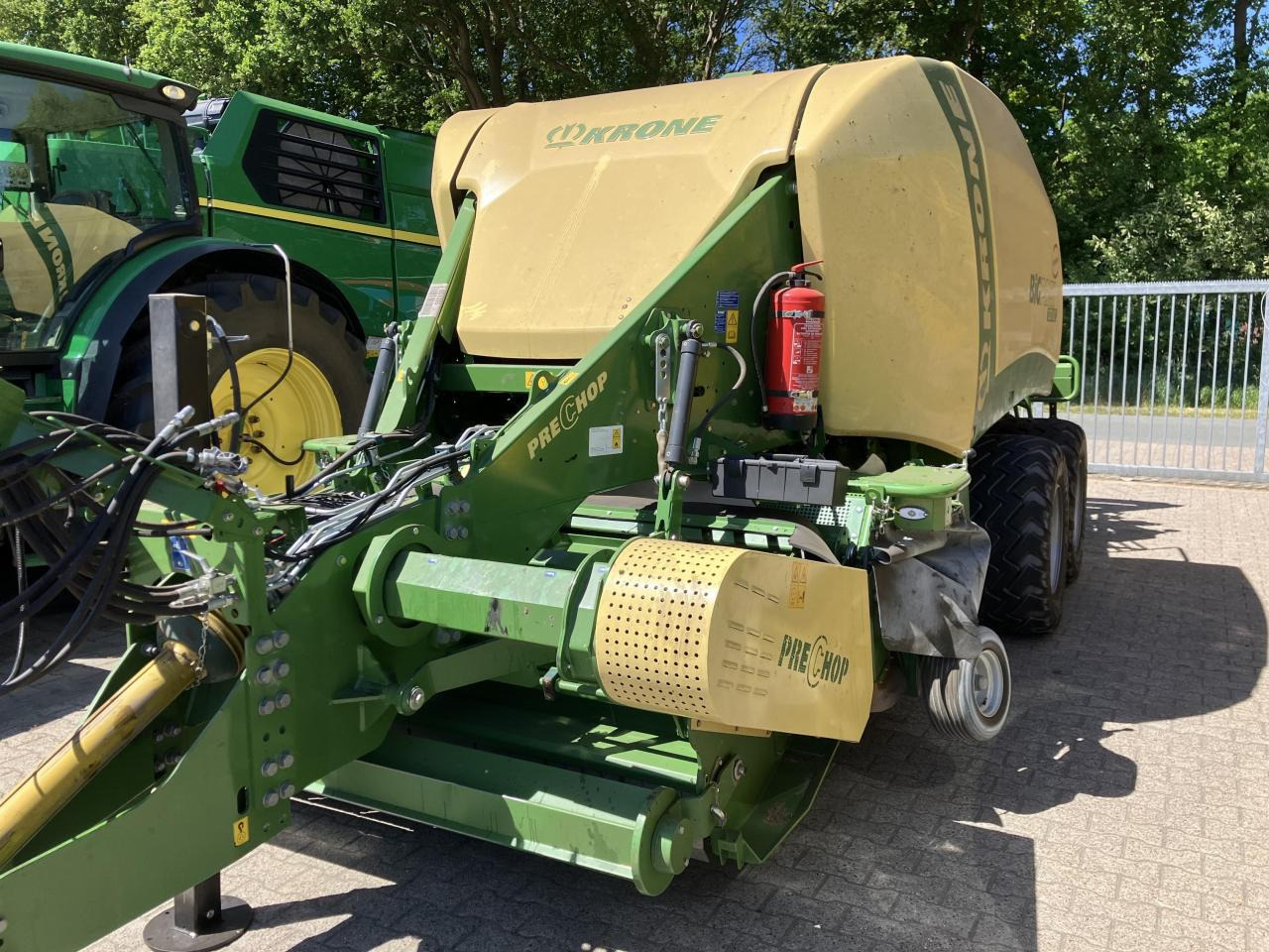 Krone BP 1270 XC - 方形打包机:图1 Krone BP 1270 XC - 方形打包机:图1