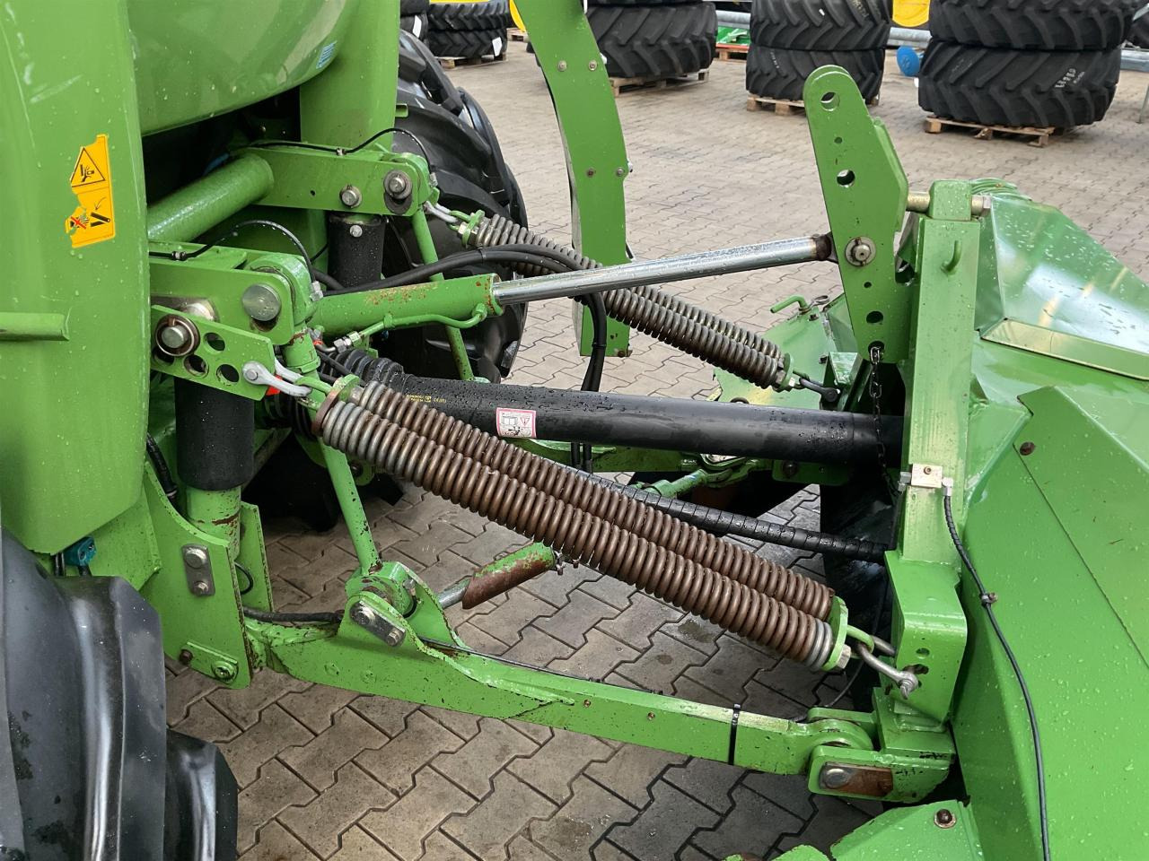 Krone Big M 420 CV - 割草机:图2 Krone Big M 420 CV - 割草机:图2