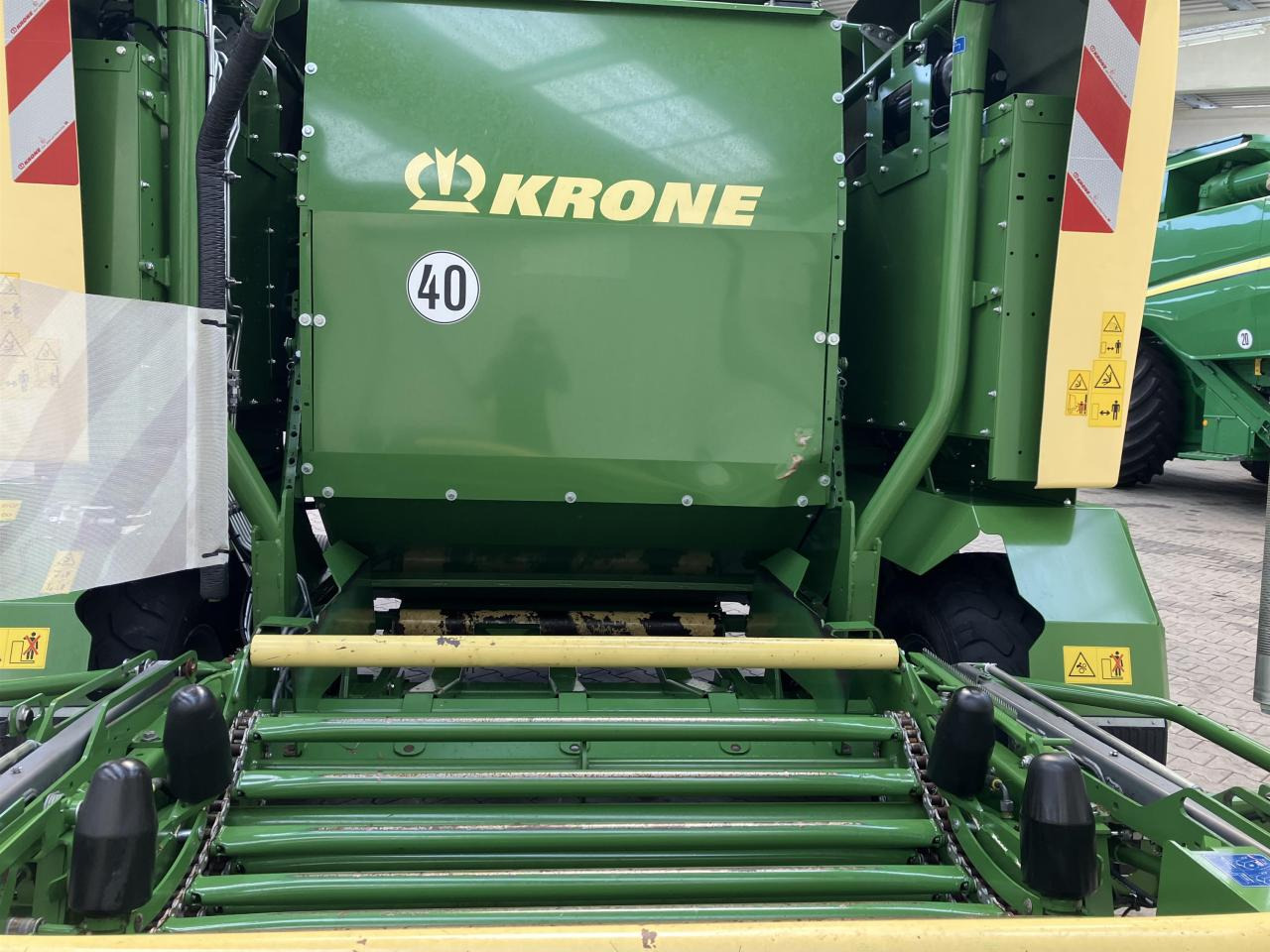 Krone CF 155 XC Comprima - 圆形打包机:图4 Krone CF 155 XC Comprima - 圆形打包机:图4