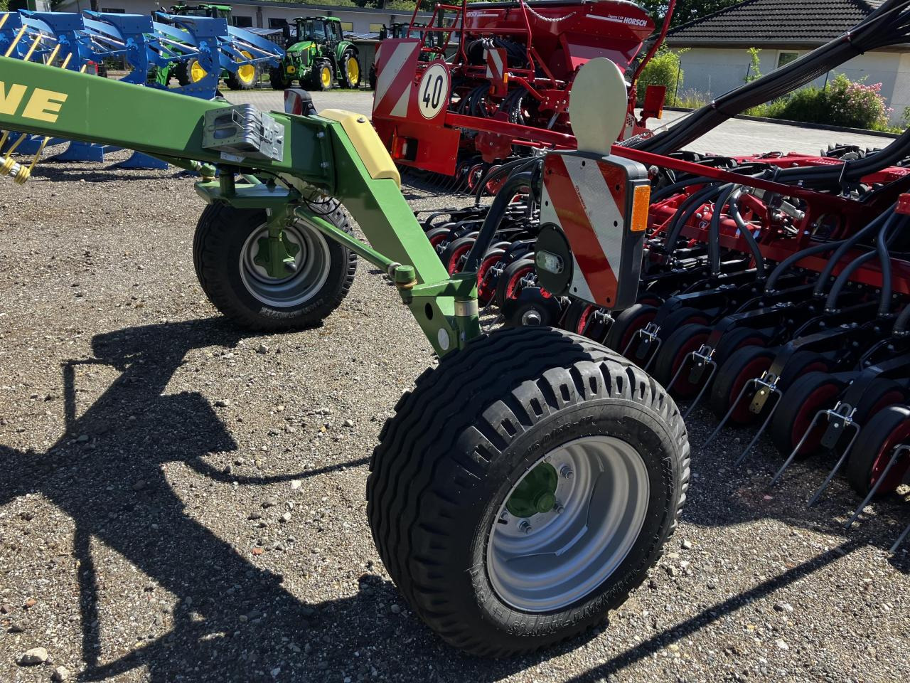 Krone Swadro TS 740 Twin - 翻草机/ 搂草机:图5 Krone Swadro TS 740 Twin - 翻草机/ 搂草机:图5