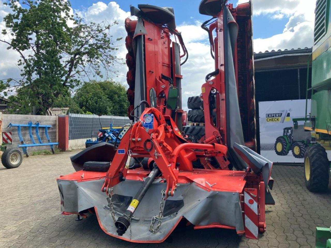 Kuhn FC9330D-RA - 割草机:图1 Kuhn FC9330D-RA - 割草机:图1