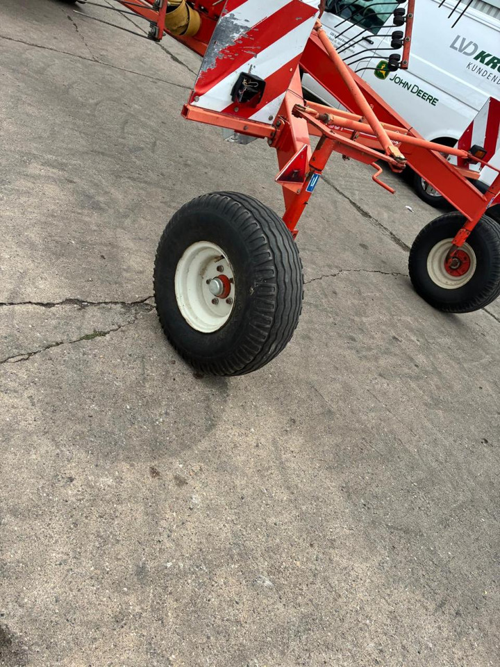 Kuhn GA 7301 - 翻草机/ 搂草机:图2 Kuhn GA 7301 - 翻草机/ 搂草机:图2