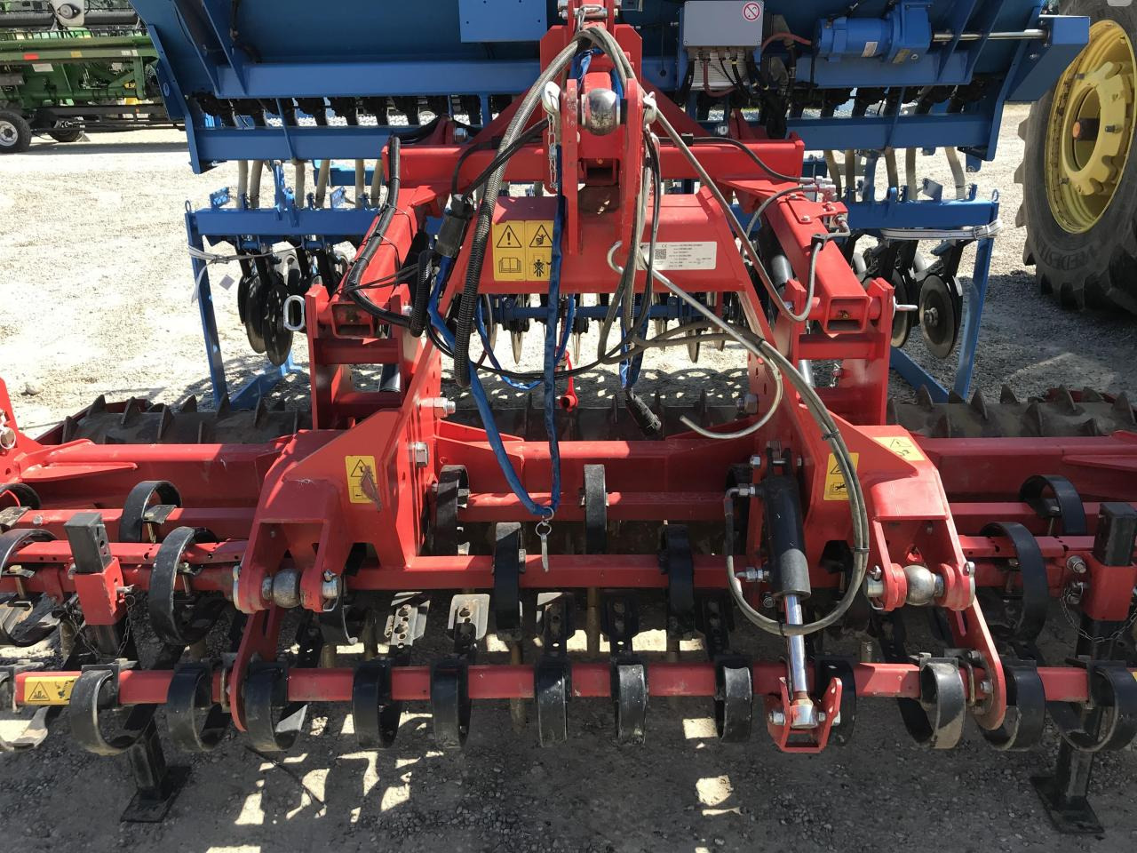 Lemken Saphir 8 Autoload - 条播机:图2 Lemken Saphir 8 Autoload - 条播机:图2