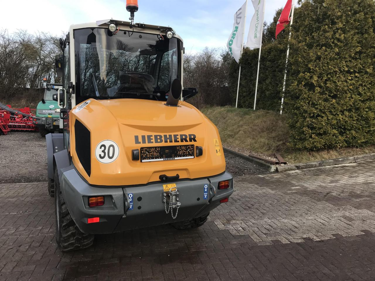 Liebherr 506 Compact - 轮式装载机:图3 Liebherr 506 Compact - 轮式装载机:图3