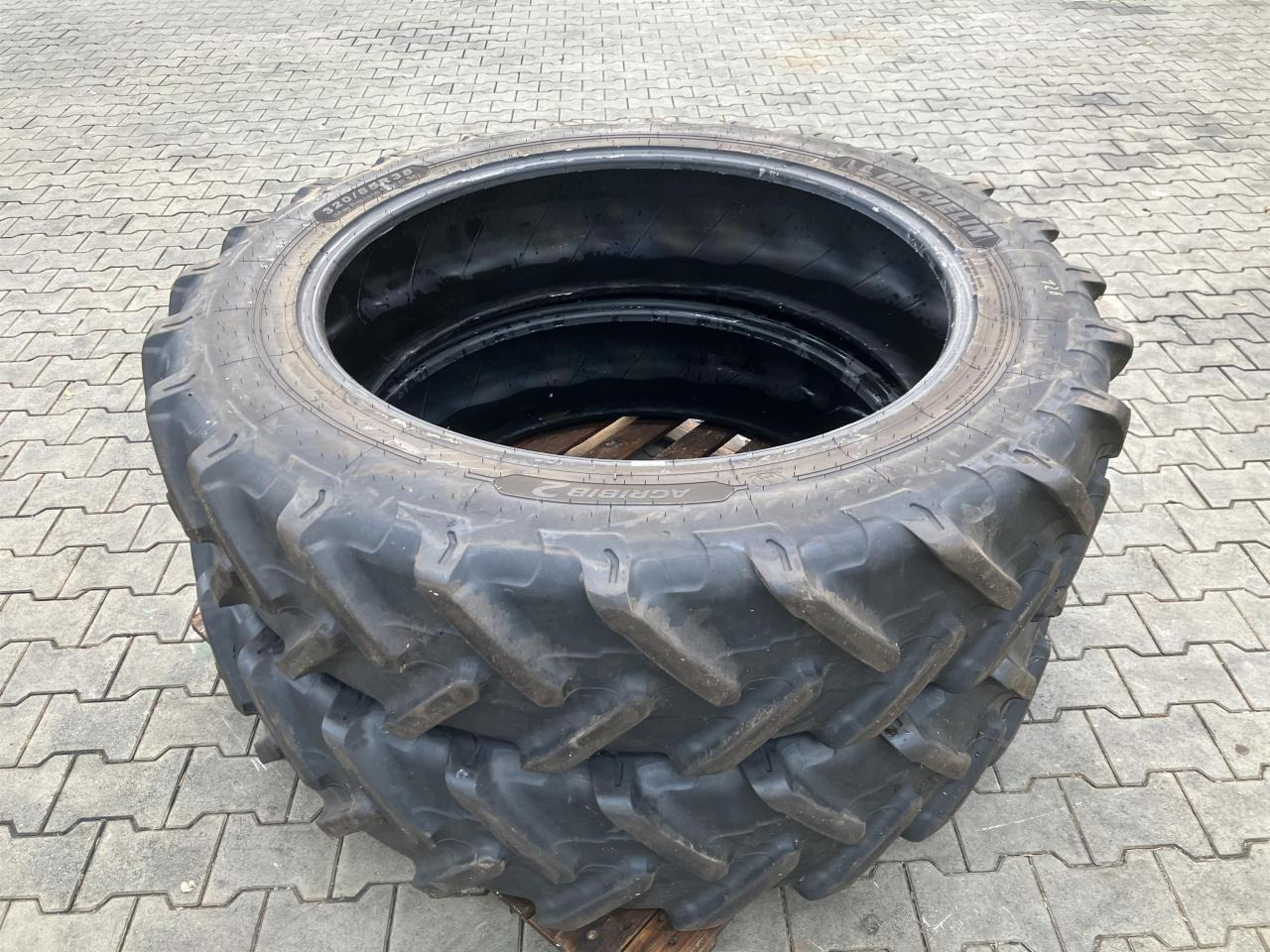 Michelin 320/85R38 - 轮胎 适用于 农业机械:图1 Michelin 320/85R38 - 轮胎 适用于 农业机械:图1