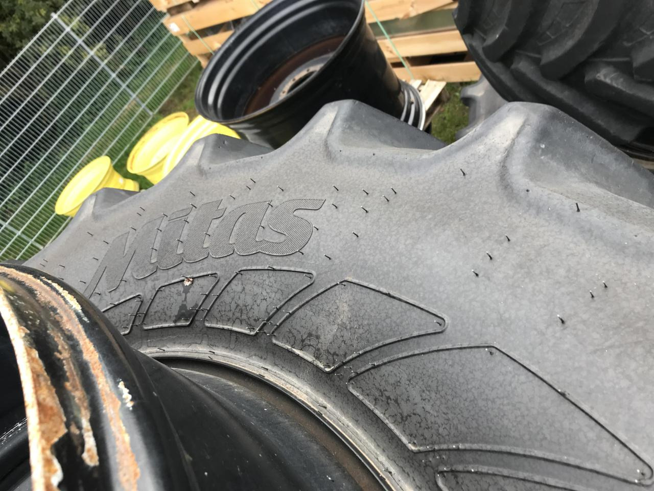 Mitas 600/65R34 - 轮胎 适用于 农业机械:图5 Mitas 600/65R34 - 轮胎 适用于 农业机械:图5