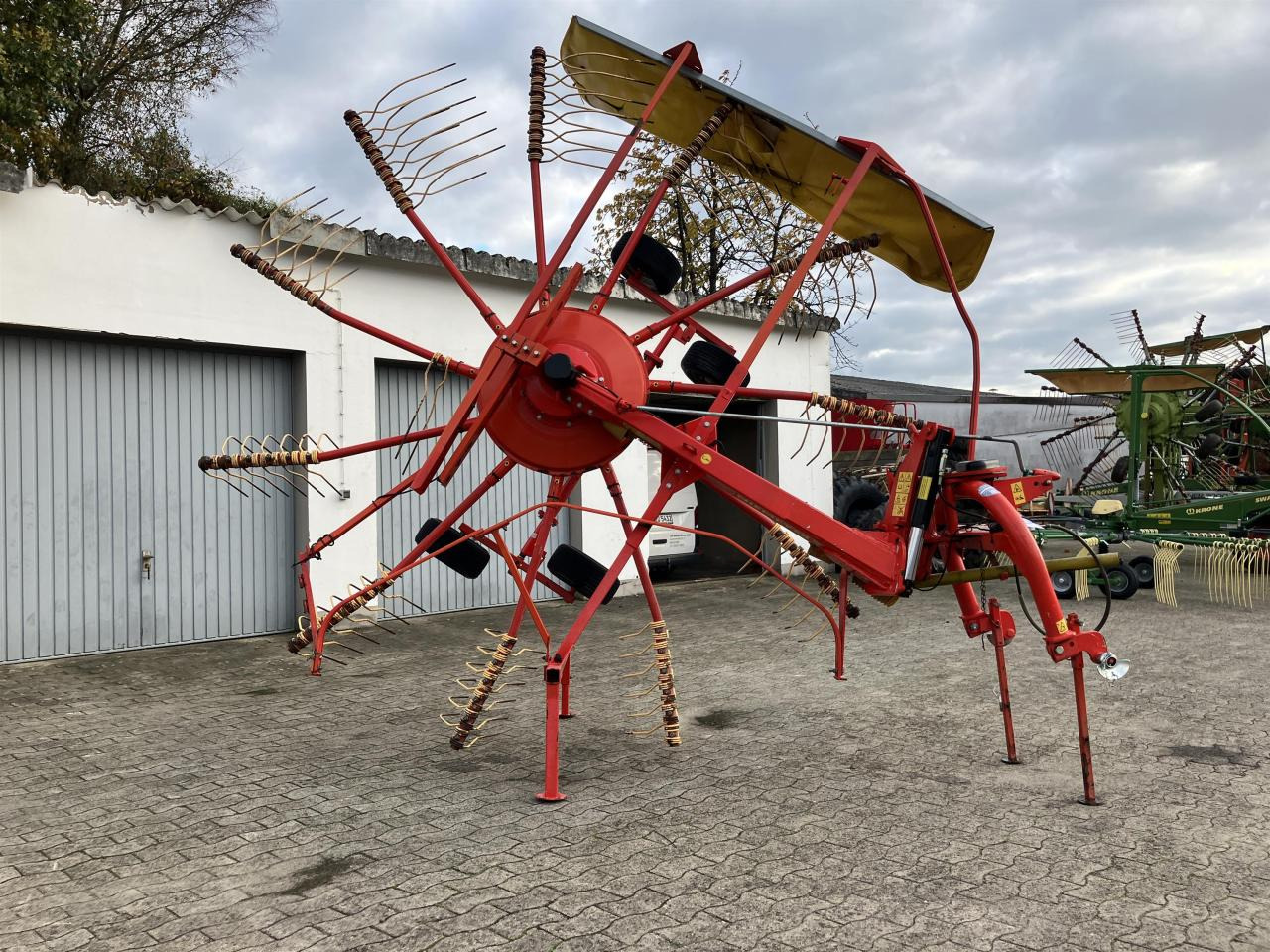 Niemeyer Twin 470 -DH - 翻草机/ 搂草机:图4 Niemeyer Twin 470 -DH - 翻草机/ 搂草机:图4