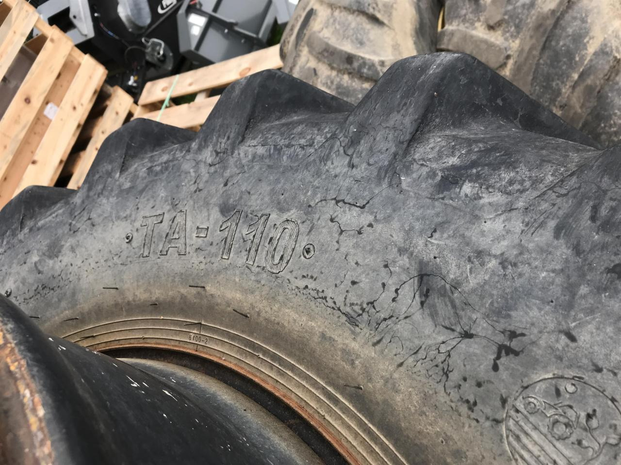 Petlas 600/65R34 - 轮胎 适用于 农业机械:图4 Petlas 600/65R34 - 轮胎 适用于 农业机械:图4