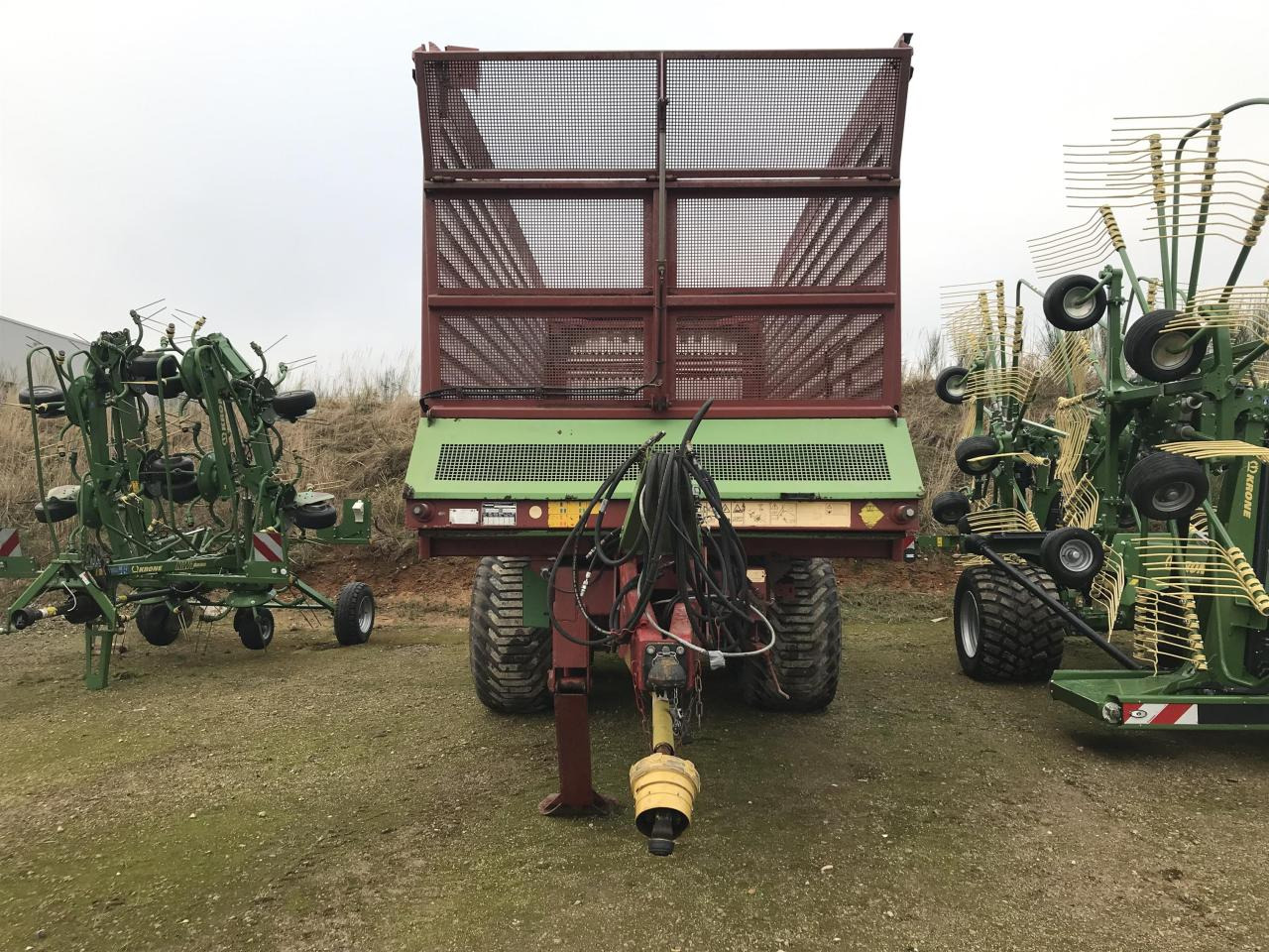 Strautmann Giga Trailer 1840 - 自装式货车:图3 Strautmann Giga Trailer 1840 - 自装式货车:图3