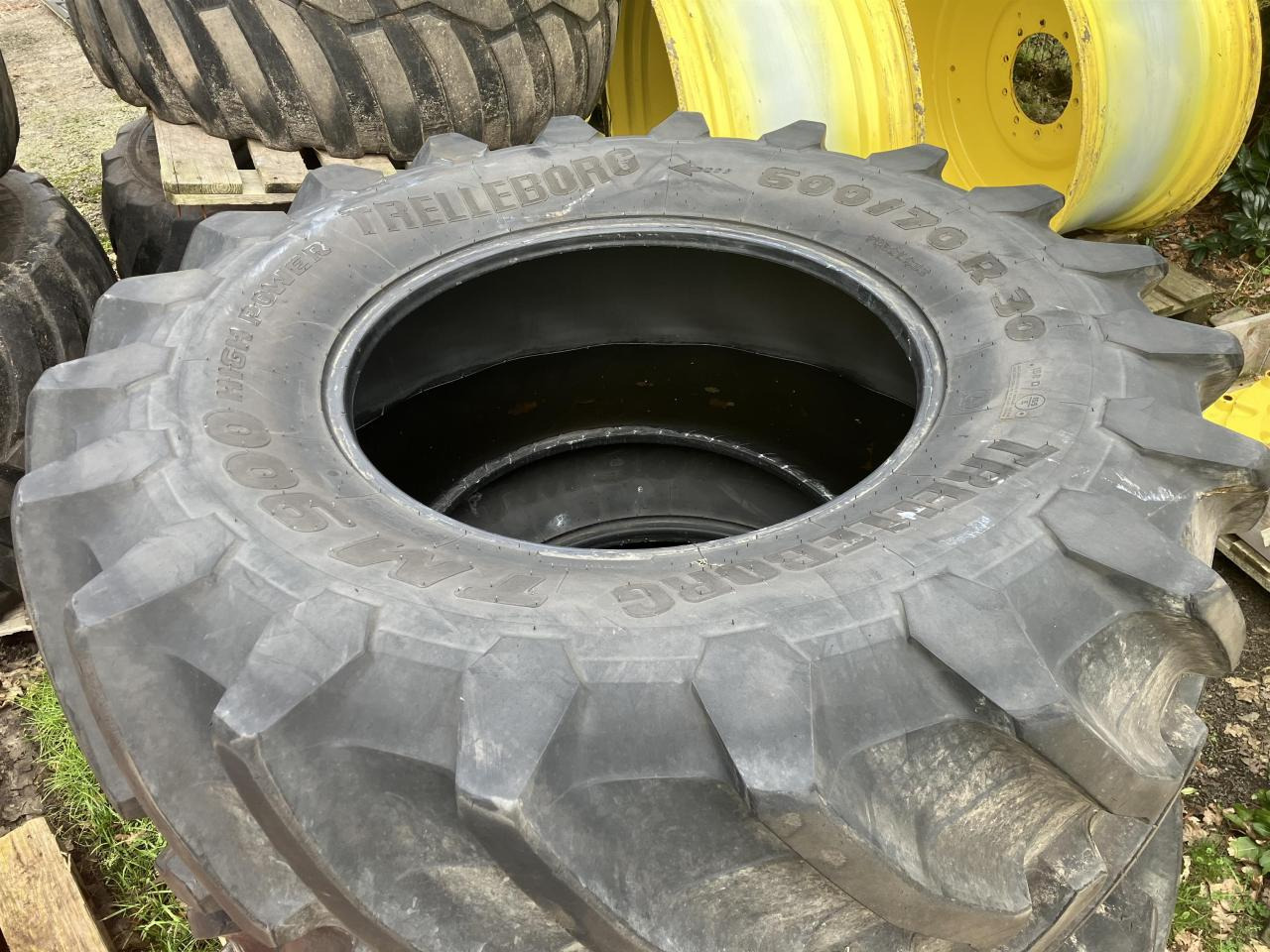 Trelleborg 600/70R30 - 轮胎 适用于 农业机械:图2 Trelleborg 600/70R30 - 轮胎 适用于 农业机械:图2