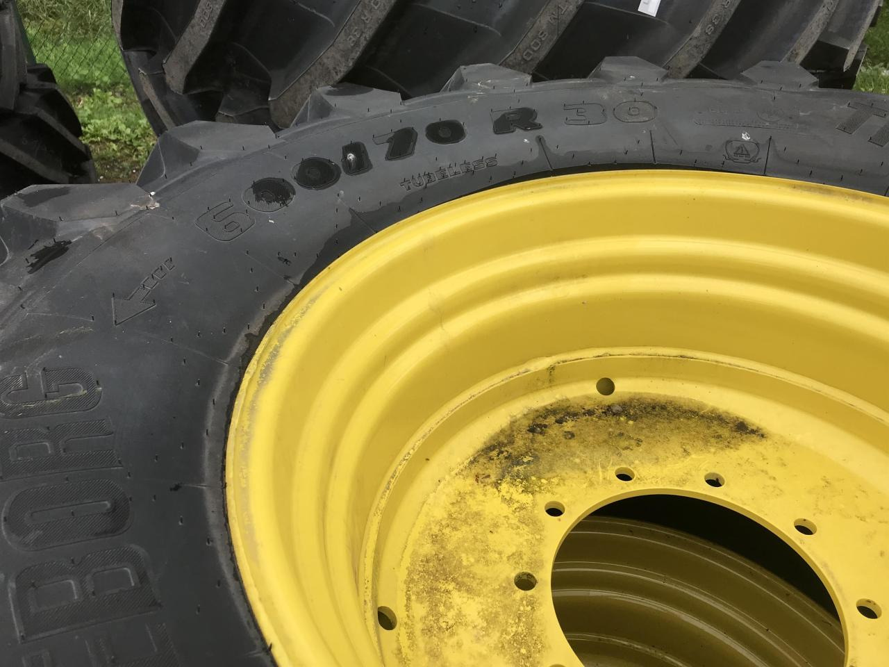 Trelleborg 600/70R30 - 轮胎 适用于 农业机械:图4 Trelleborg 600/70R30 - 轮胎 适用于 农业机械:图4