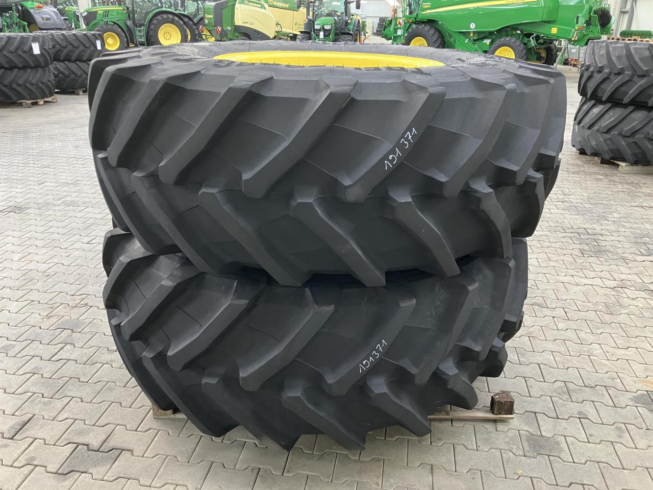 Trelleborg 650/85R38 - 轮胎 适用于 农业机械:图4 Trelleborg 650/85R38 - 轮胎 适用于 农业机械:图4