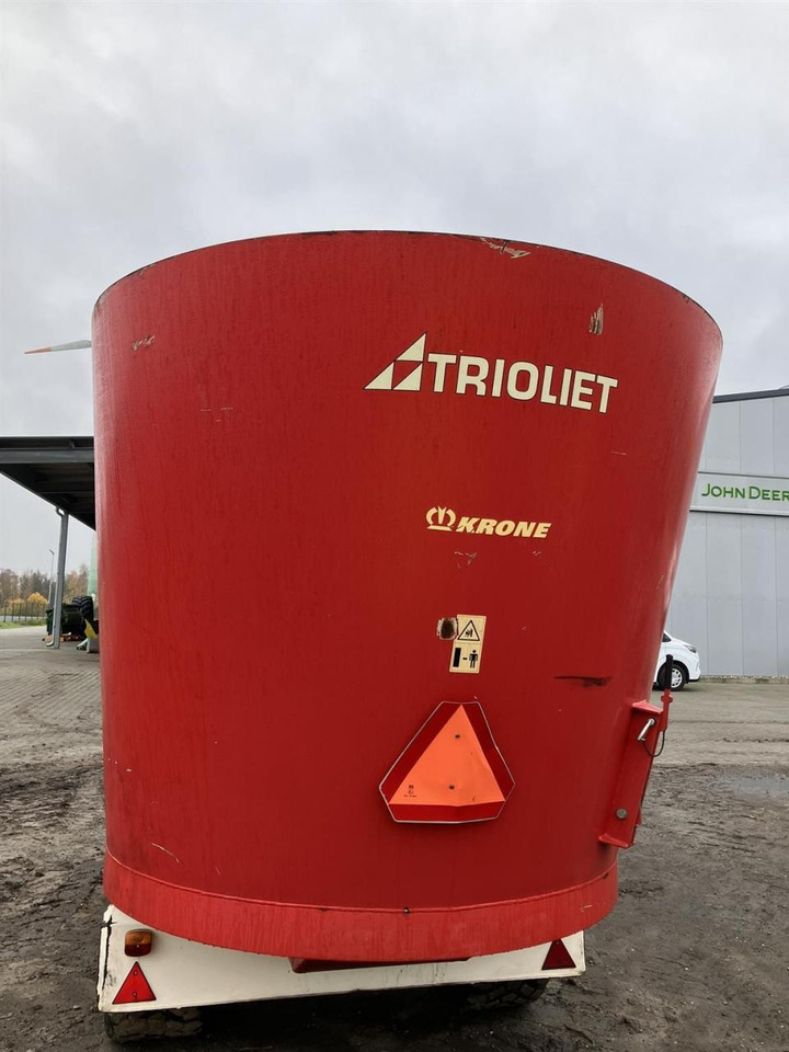 Trioliet Solomix 2-1600 VLH-B - 饲料搅拌车:图4 Trioliet Solomix 2-1600 VLH-B - 饲料搅拌车:图4