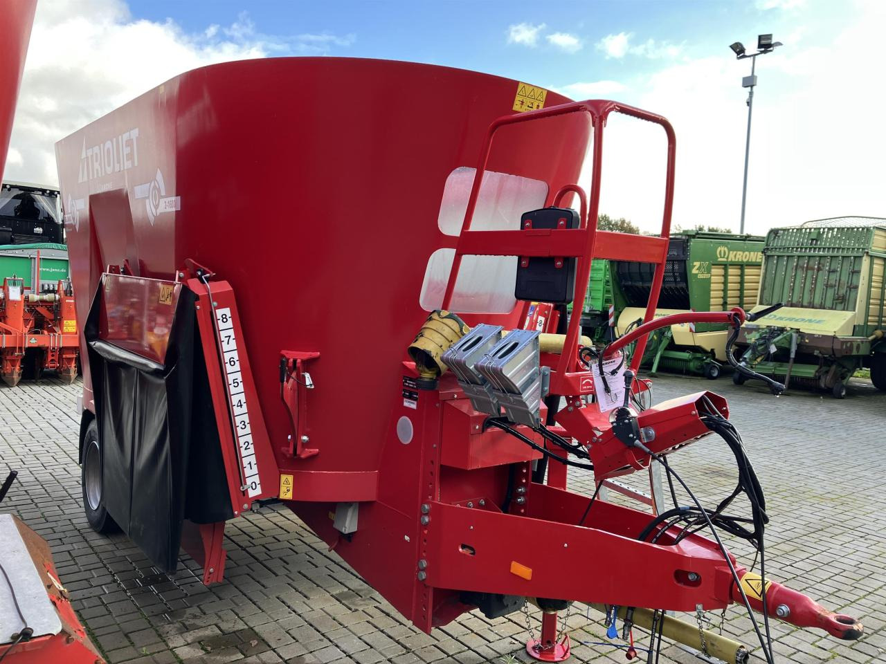 Trioliet Solomix 2 1600 ZK - 饲料搅拌车:图3 Trioliet Solomix 2 1600 ZK - 饲料搅拌车:图3