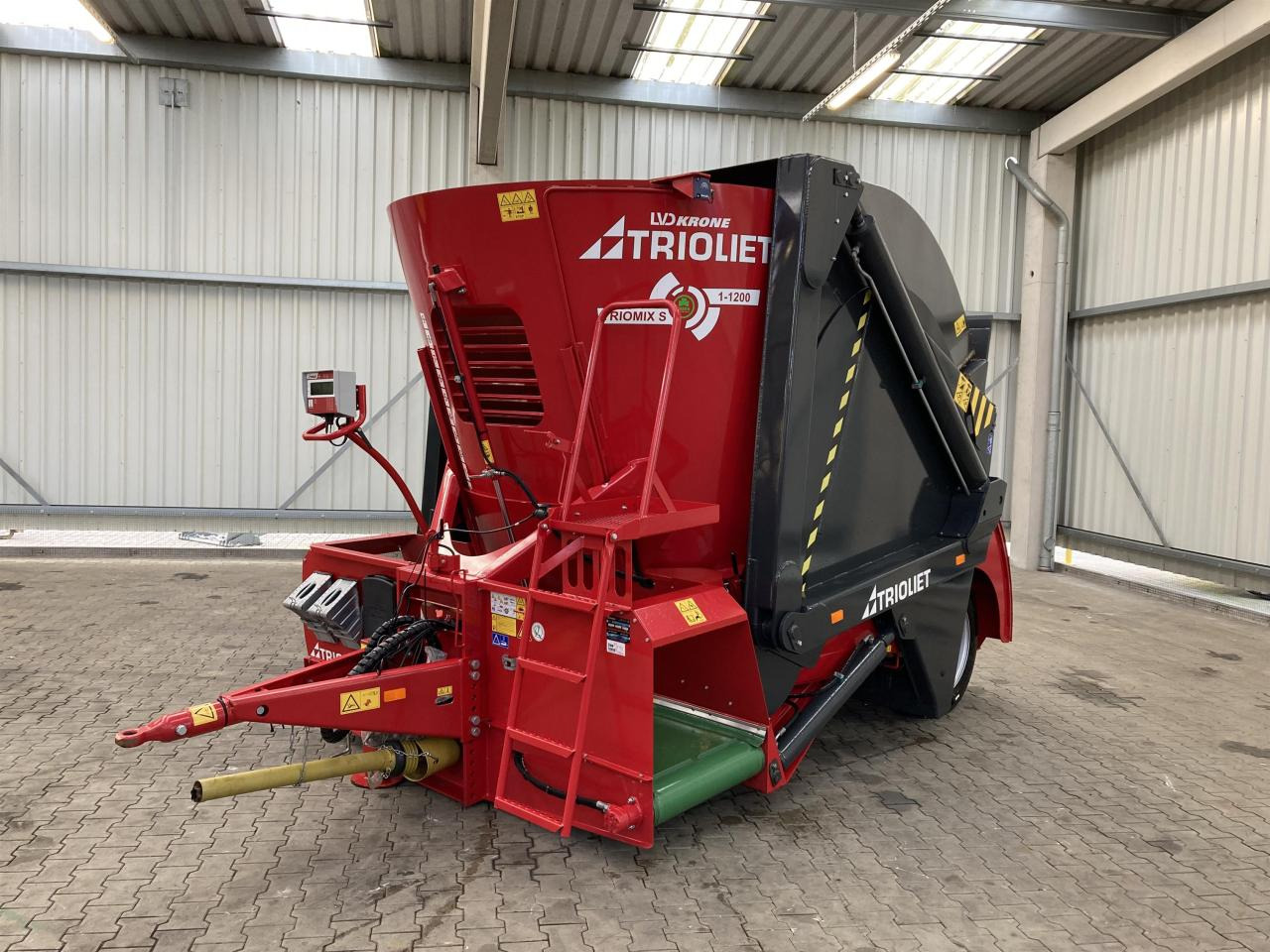 Trioliet Triomix S1 1200 - 饲料搅拌车:图1 Trioliet Triomix S1 1200 - 饲料搅拌车:图1