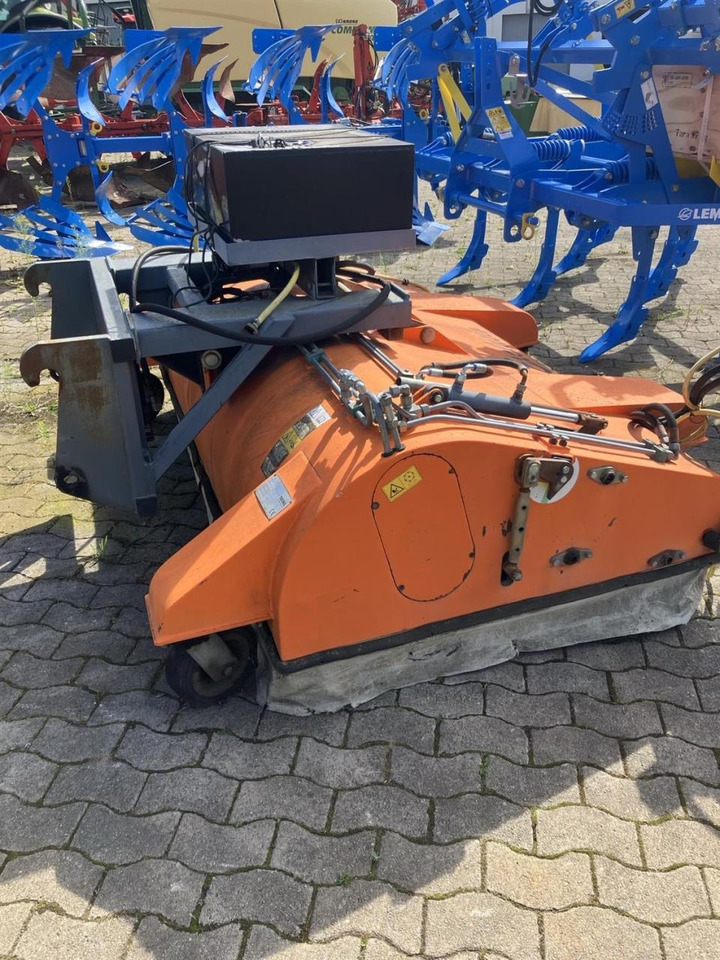 Tuchel Exclusiv 200 HG - 扫地机:图2 Tuchel Exclusiv 200 HG - 扫地机:图2