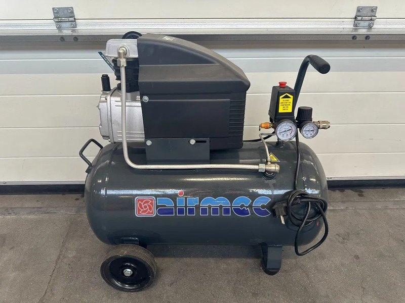 Airmec FIAC 2 PK 170 L / min 8 Bar Elektrische Zuigercompressor Overstock - 空气压缩机:图1 Airmec FIAC 2 PK 170 L / min 8 Bar Elektrische Zuigercompressor Overstock - 空气压缩机:图1