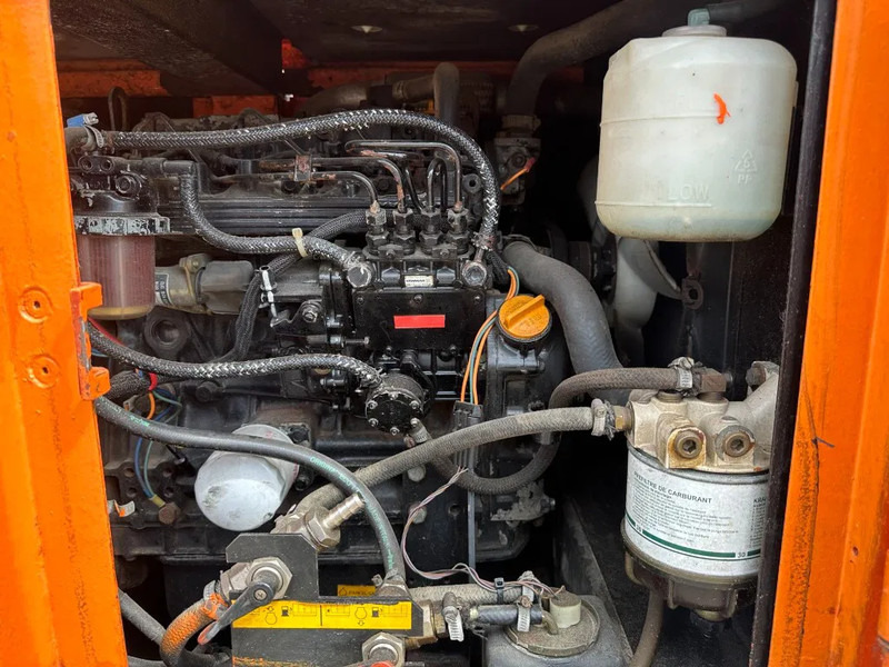 发电机组 Atlas-Copco QAS 18 Yanmar Mecc Alte Spa 18 kVA Silent generatorset：图7