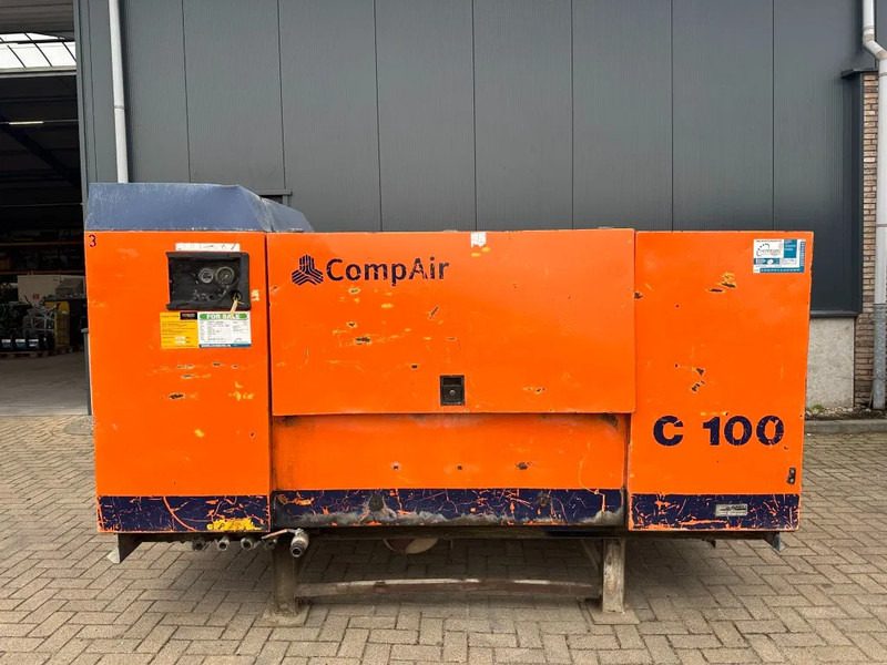 Compair C100 Mercedes OM 364 A 10.5 m3 / min 77 kW 7 Bar Silent Diesel Compressor - 空气压缩机:图1 Compair C100 Mercedes OM 364 A 10.5 m3 / min 77 kW 7 Bar Silent Diesel Compressor - 空气压缩机:图1