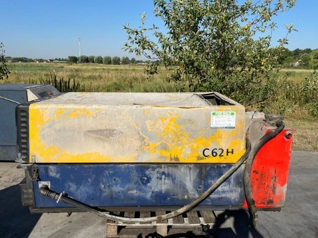 Compair C62HS Deutz 6.2 m3 / min Silent Diesel Schroefcompressor - 空气压缩机:图1 Compair C62HS Deutz 6.2 m3 / min Silent Diesel Schroefcompressor - 空气压缩机:图1