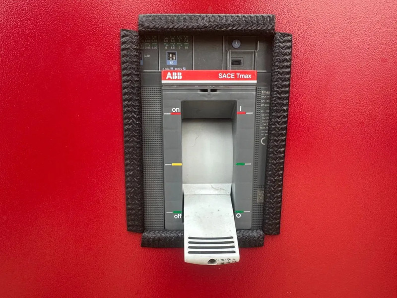 发电机组 Doosan Mecc Alte Spa 680 kVA Silent generatorset as New Demo 2021 !：图14