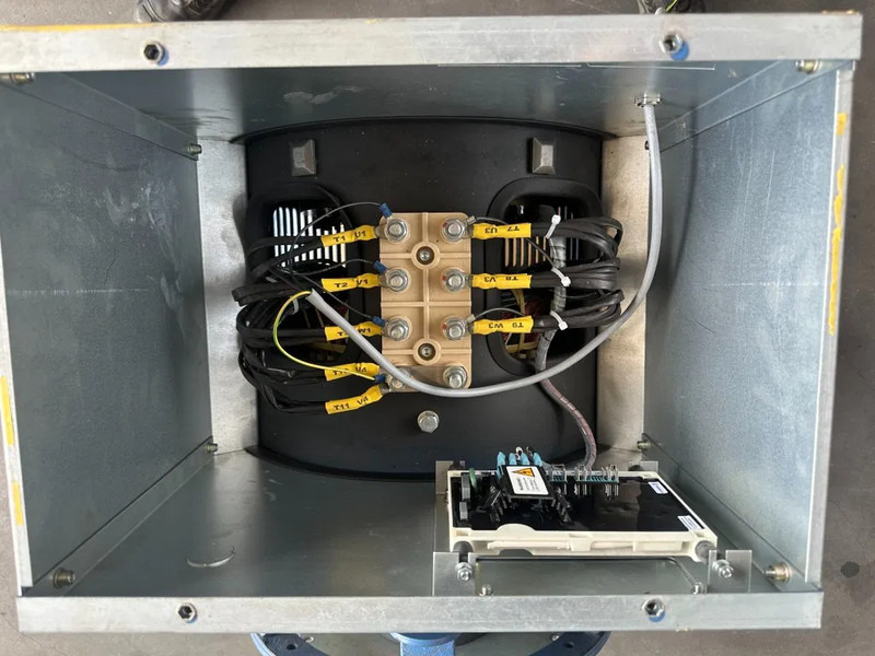 Evotec TCU228G 60 kVA generatordeel Alternator New ! Overstock - 发电机组:图5 Evotec TCU228G 60 kVA generatordeel Alternator New ! Overstock - 发电机组:图5
