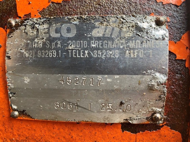 Iveco 8061 I 25.00 Waterpomp Caprari 144 m3 / h 12 Bar Mobiele Beregenings pompset - 水泵:图5 Iveco 8061 I 25.00 Waterpomp Caprari 144 m3 / h 12 Bar Mobiele Beregenings pompset - 水泵:图5