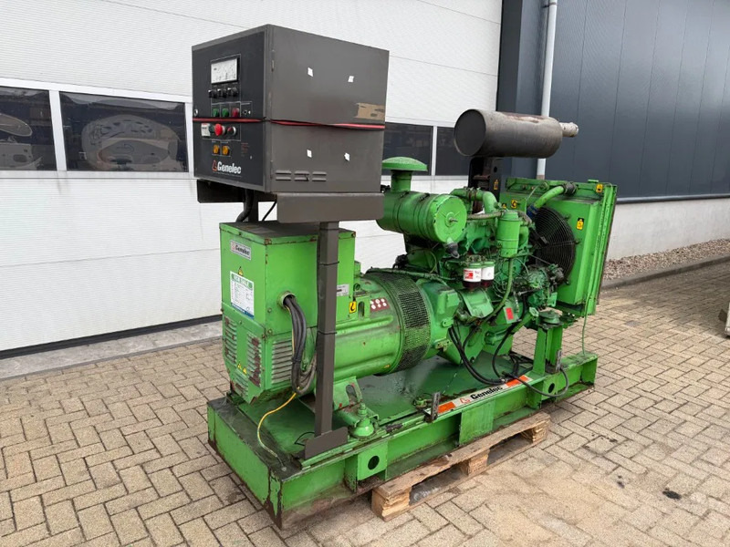 Iveco 8061 SI 16.06 Mecc Alte Spa 100 kVA generatorset - 发电机组:图2 Iveco 8061 SI 16.06 Mecc Alte Spa 100 kVA generatorset - 发电机组:图2
