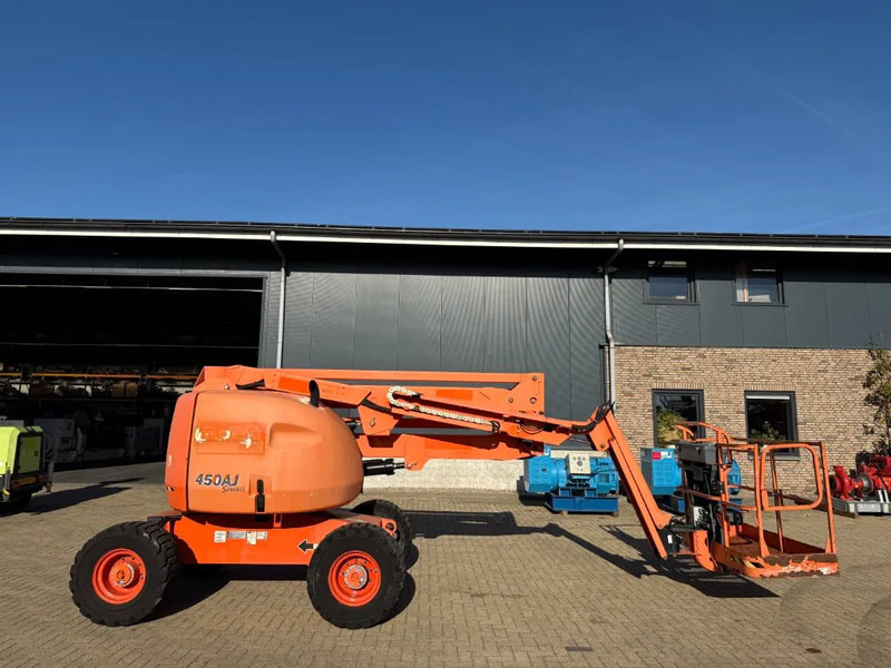 JLG 450AJ Deutz 16 meter werkhoogte 4 x 4 Knikarm Diesel Hoogwerker - 铰接臂:图3 JLG 450AJ Deutz 16 meter werkhoogte 4 x 4 Knikarm Diesel Hoogwerker - 铰接臂:图3