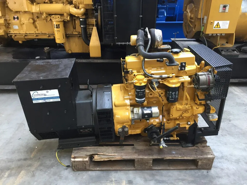 John Deere 4045 TFU 70 Stamford 65 kVA generatorset - 发电机组:图1 John Deere 4045 TFU 70 Stamford 65 kVA generatorset - 发电机组:图1
