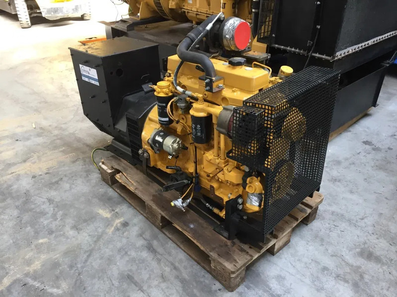 John Deere 4045 TFU 70 Stamford 65 kVA generatorset - 发电机组:图5 John Deere 4045 TFU 70 Stamford 65 kVA generatorset - 发电机组:图5