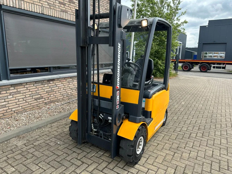 Jungheinrich EFG 425 K 2.5 ton Triplex Freelift Sideshift Elektra Heftruck - 电动叉车:图3 Jungheinrich EFG 425 K 2.5 ton Triplex Freelift Sideshift Elektra Heftruck - 电动叉车:图3