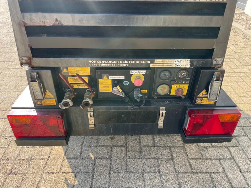 Kaeser M27 Kubota 2,7 m3 / min 7 Bar 18 kW Mobiele Silent Diesel Compressor - 空气压缩机:图3 Kaeser M27 Kubota 2,7 m3 / min 7 Bar 18 kW Mobiele Silent Diesel Compressor - 空气压缩机:图3