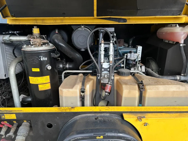 空气压缩机 Kaeser M80 Kubota 8.1 m3 / min 7 Bar 55 kW Mobiele Silent Diesel Compressor：图15
