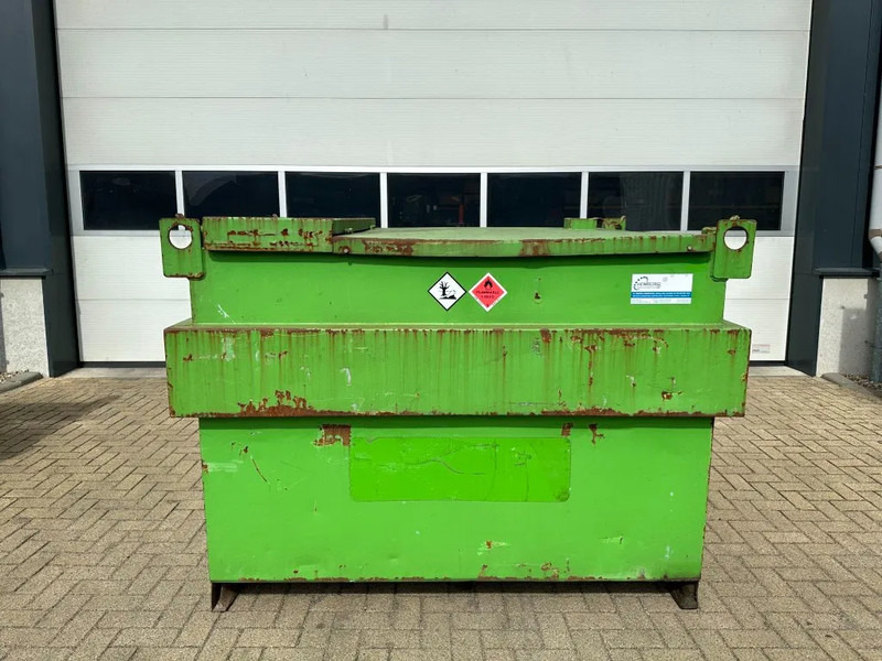 Kiwa IBC Steenbergen 2000 liter IBC Dieseltank met handpomp Milieutank - 储罐:图1 Kiwa IBC Steenbergen 2000 liter IBC Dieseltank met handpomp Milieutank - 储罐:图1