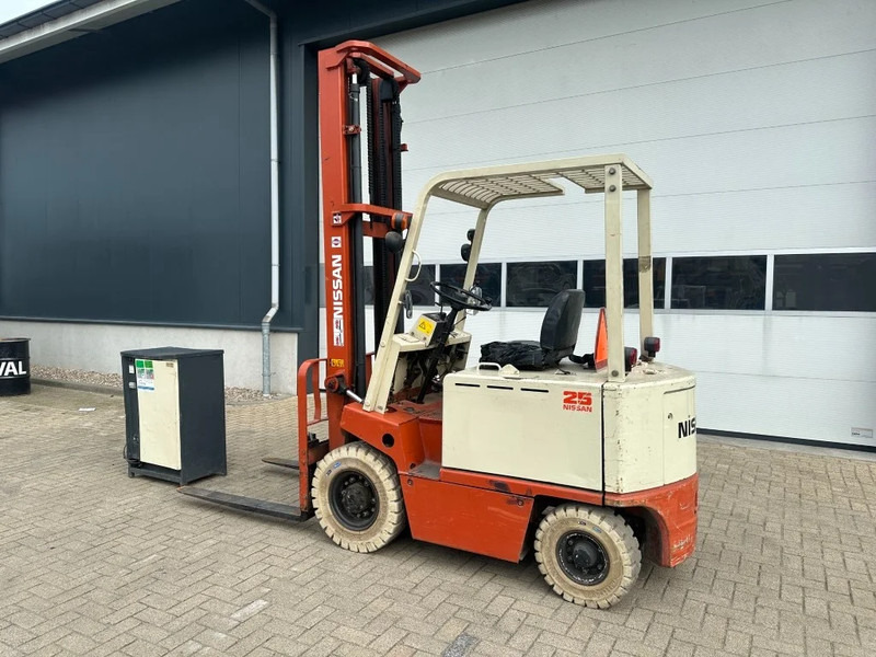 Nissan 2.5 ton Duplex Elektra Heftruck 5 meter hefhoogte - 电动叉车:图4 Nissan 2.5 ton Duplex Elektra Heftruck 5 meter hefhoogte - 电动叉车:图4
