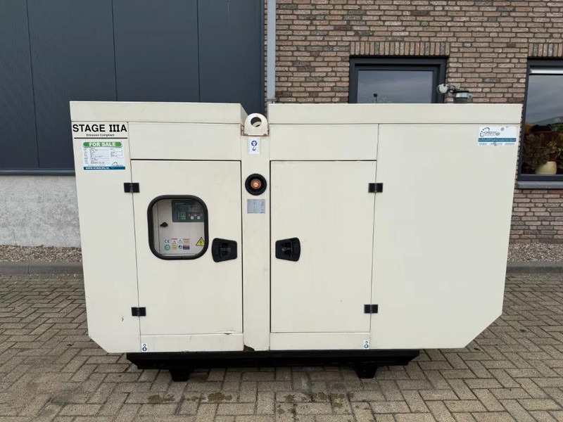 Perkins 1103A-33G 33 kVA Silent generatorset as New ! 231 hours ! - 发电机组:图1 Perkins 1103A-33G 33 kVA Silent generatorset as New ! 231 hours ! - 发电机组:图1