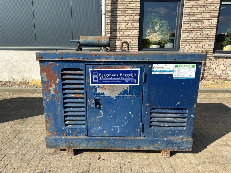 Perkins 130.13 Mecc Alte Spa 10 kVA Silent generatorset - 发电机组:图1 Perkins 130.13 Mecc Alte Spa 10 kVA Silent generatorset - 发电机组:图1