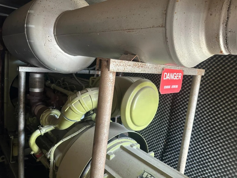 Perkins 2006 TAG Leroy Somer 300 kVA generatorset in container ex Emergency ! 104 hours - 发电机组:图2 Perkins 2006 TAG Leroy Somer 300 kVA generatorset in container ex Emergency ! 104 hours - 发电机组:图2