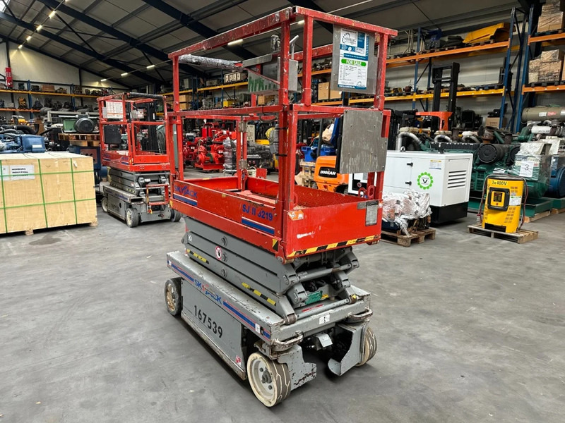 Skyjack SJIII 3219 Elektra Schaarhoogwerker 7.6 meter werkhoogte 21 stuks / pieces - 铰接臂:图2 Skyjack SJIII 3219 Elektra Schaarhoogwerker 7.6 meter werkhoogte 21 stuks / pieces - 铰接臂:图2