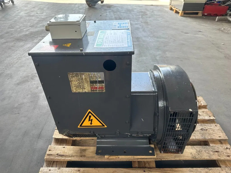 Stamford UC.I224F2 Generatordeel 65 kVA Alternator as New ! - 发电机组:图1 Stamford UC.I224F2 Generatordeel 65 kVA Alternator as New ! - 发电机组:图1