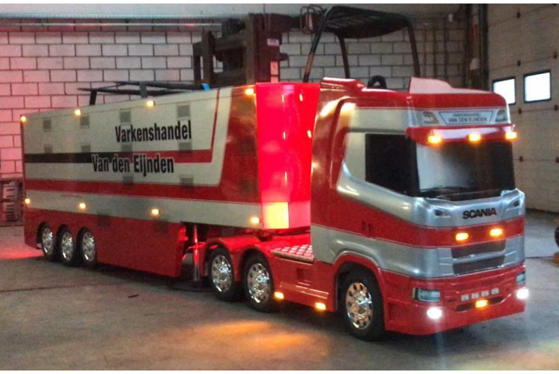 牵引车 Scania 770ST V8 NGS SCANIA S770:图19 牵引车 Scania 770ST V8 NGS SCANIA S770:图19