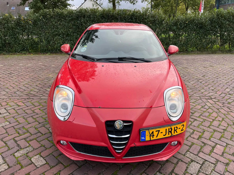 Alfa Romeo MiTo 1.4 T - 掀背车:图3 Alfa Romeo MiTo 1.4 T - 掀背车:图3