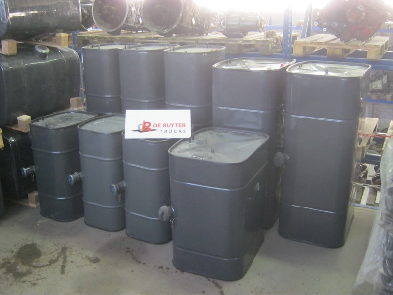 DAF Brandstoftanks voor LF - 燃料箱 适用于 卡车:图1 DAF Brandstoftanks voor LF - 燃料箱 适用于 卡车:图1